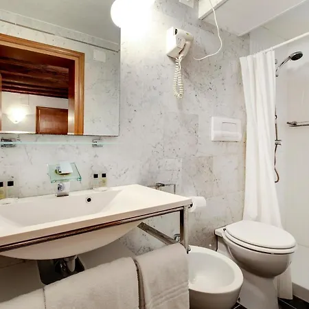 Leo Loc-03081 * Venezia