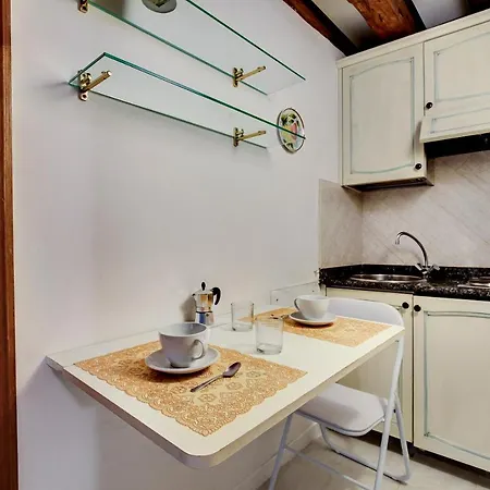 Leo Loc-03081 Appartamento *