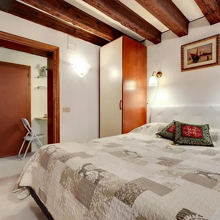 Appartamento Leo Loc-03081