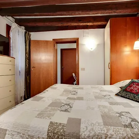 Leo Loc-03081 Venezia